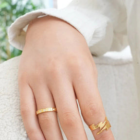 Anel Blocos de Pedra Banhado em Ouro 18K